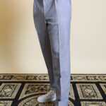 Graue Faltenhose 28
