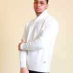 Pullover mit Stehkragen S