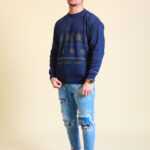 Dunkelblauer Winterpullover L