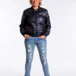 Sportliche Jacke im Collegelook mit Reisverschluss, Nadel und Faden L