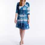 Transparentes Sommerkleid mit V-Ausschnitt und 3/4-Ärmeln mit Knopf, Mexx S