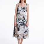 Sommerkleid mit floralem Muster