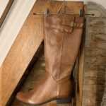 Braune Echtlederstiefel mit Schnalle oben  42
