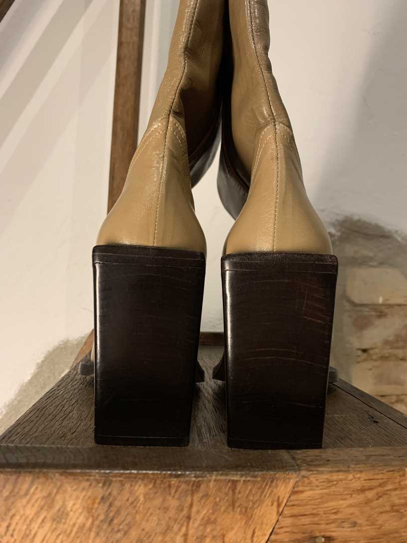 Hellbraune Cowboystiefel mit Schlangenmustet vorne 38 – Bild 4