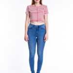 Bauchfreies Vintage Shirt aus dicker Baumwolle sehr angenehm zu tragen man kann es super zu highwaist Hosen kombinieren., Esprit M