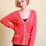 Korall farbene Strickjacke M