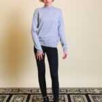 Grauer Pullover S