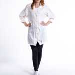 Cremeweißes langarm Hemd mit goldenen Knöpfen, Traffic People S