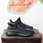 Adidas Yeezy Boost 350 V2 "Black Reflective" 43