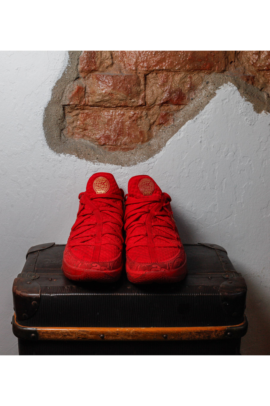 Titan x Nike Lebron XVII Low „Agimat“ 45 – Bild 2