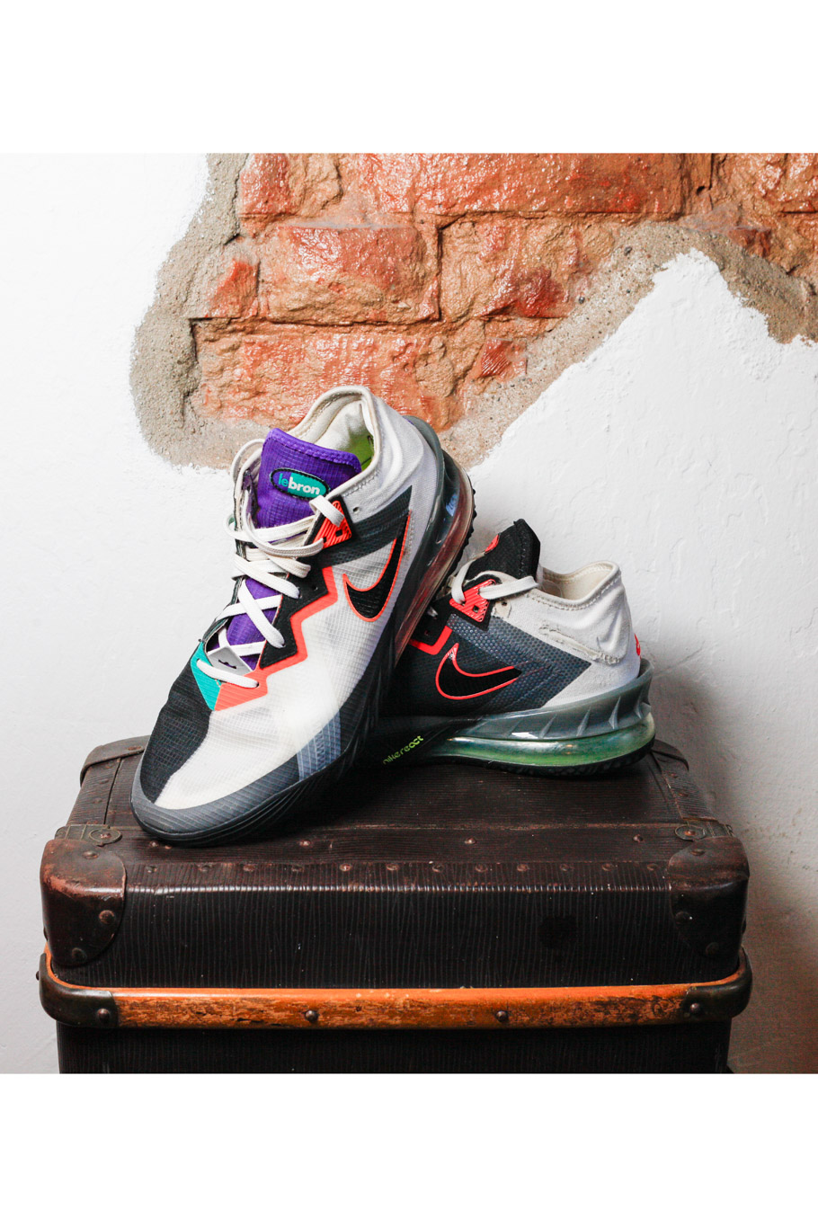 Nike LeBron 18 Low „Greedy“ 45 – Bild 4
