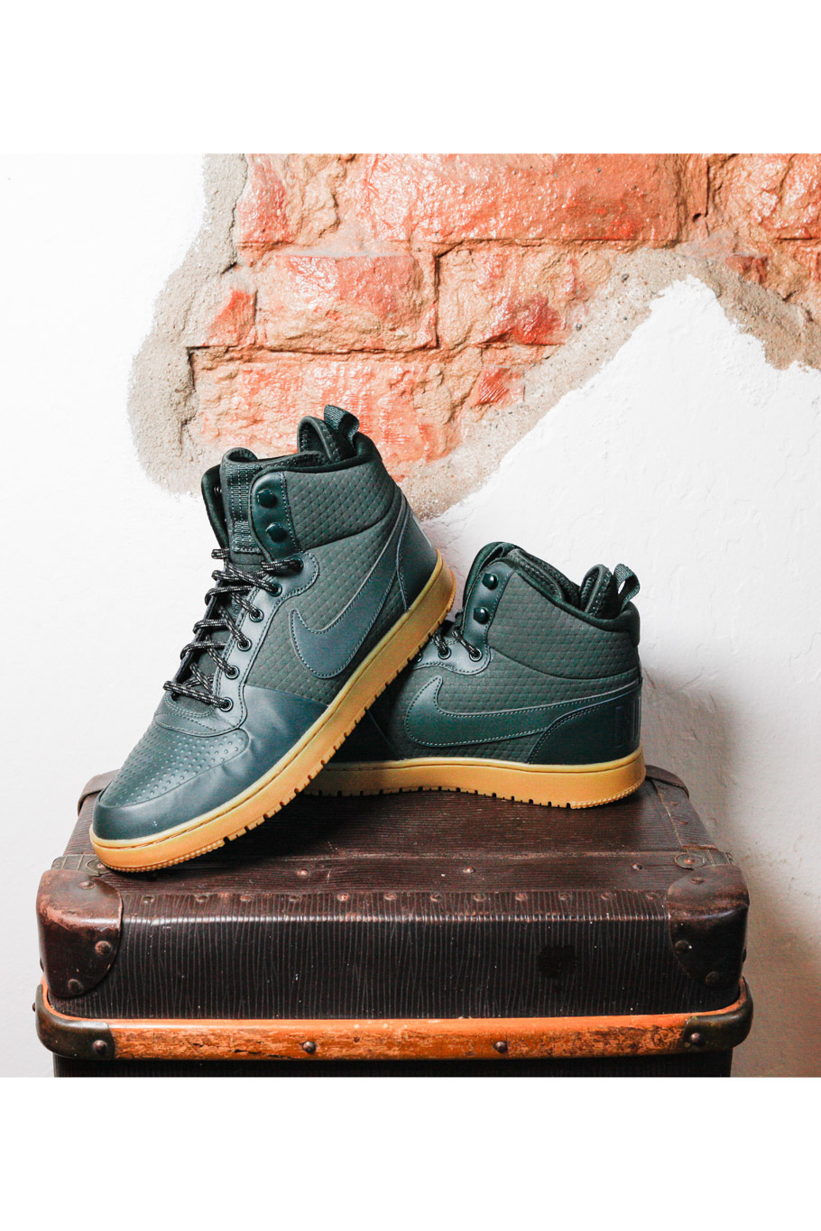 Nike Court Borough Mid Winter Dunkelgrün 45,5 – Bild 4