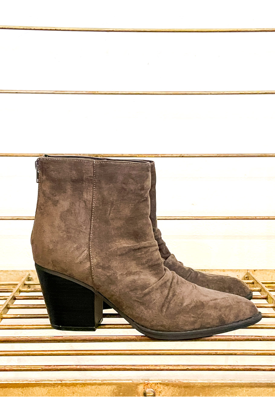 Ankle Boots mit Absatz 40 – Bild 1